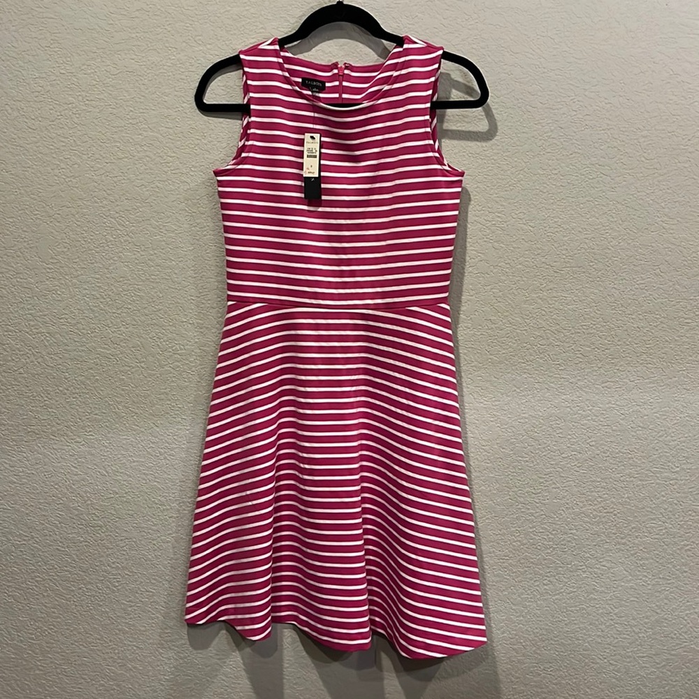 Talbots. S. NWT. Pink and white.